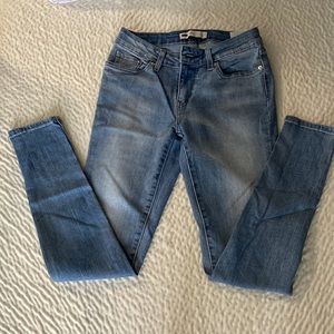 Levi’s Women Skinny Jeans